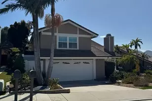 7 Carob, Newbury Park, CA 91320 - Photo 2