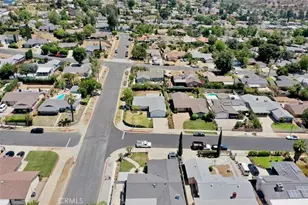 13670 Mindora, Sylmar, CA 91342 - Photo 2