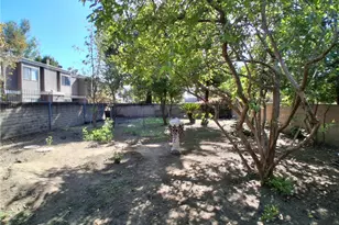 12587 Bradley Ave, Sylmar, CA 91342 - Photo 34