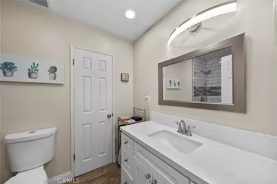 24607 Fourl, Newhall, CA 91321 - Photo 12