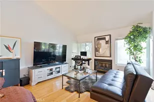15792 Midwood, Granada Hills, CA 91344 - Photo 4