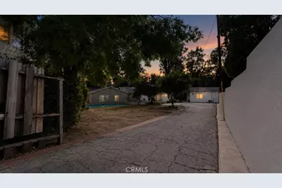 4711 Tyrone, Sherman Oaks, CA 91423 - Photo 2