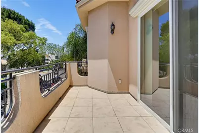 350 Bethany Road, Burbank, CA 91504 - Photo 28