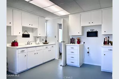 38960 12th St East, Palmdale, CA 93550 - Photo 8