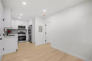 13131 Crewe, North Hollywood, CA 91605 - Photo 30