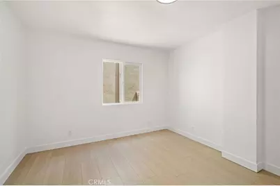 7010 Lennox Avenue, Van Nuys, CA 91405 - Photo 18