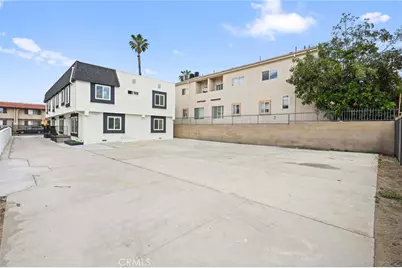 7010 Lennox Avenue, Van Nuys, CA 91405 - Photo 38