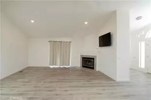 20000 Northcliff Dr, Canyon Country, CA 91351 - Photo 6