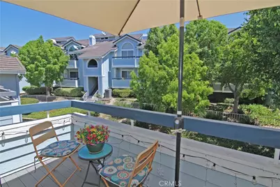 26808 Claudette Street #332, Canyon Country, CA 91351 - Photo 6
