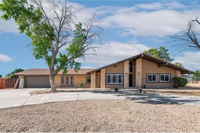 20061 Seneca, Apple Valley, CA 92307 - Photo 1