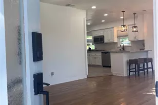 1735 Los Robles Dr, Bakersfield, CA 93306 - Photo 2