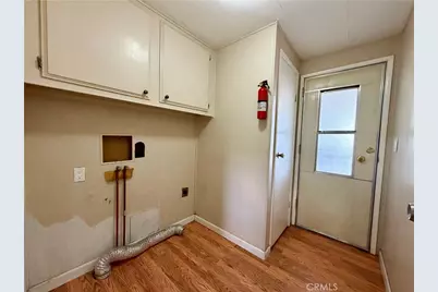 8801 Eton, Canoga Park, CA 91304 - Photo 12