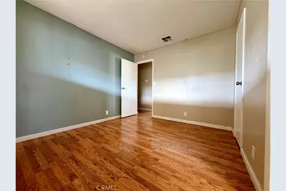 8801 Eton, Canoga Park, CA 91304 - Photo 4