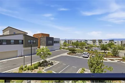 27525 Illumination Court, Valencia, CA 91381 - Photo 14