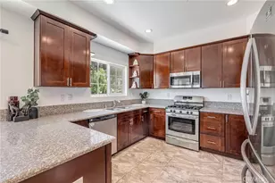 9330 Sunland, Los Angeles, CA 91352 - Photo 6