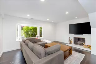 21809 Martinez, Woodland Hills, CA 91364 - Photo 12