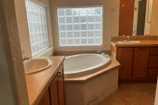 8811 Canoga Ave, Canoga Park, CA 91304 - Photo 16