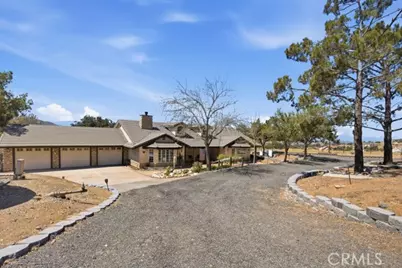 9722 Hierba, Agua Dulce, CA 91390 - Photo 26