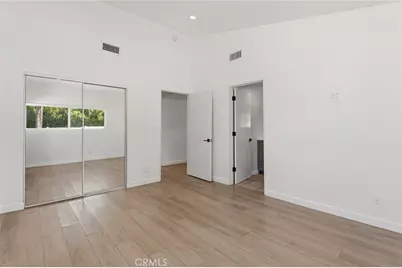 23030 Dolorosa, Woodland Hills, CA 91367 - Photo 22
