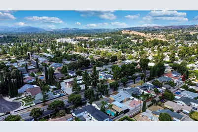 22916 Saticoy Street, West Hills, CA 91304 - Photo 42
