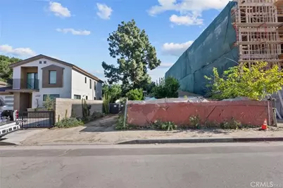 11144 Lorne, Los Angeles, CA 91352 - Photo 2