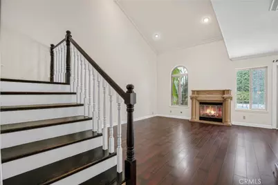 19554 Crystal Ridge Lane, Porter Ranch, CA 91326 - Photo 4