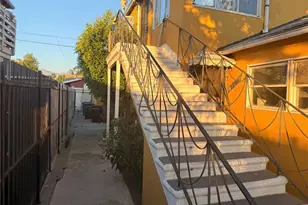 7256 Vineland, Los Angeles, CA 91352 - Photo 2