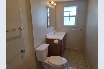 20026 Lull, Winnetka, CA 91306 - Photo 12