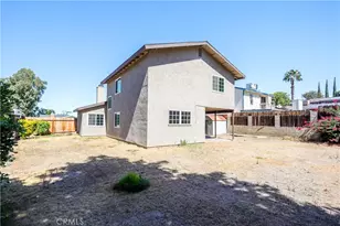 3001 Catalina Dr, Bakersfield, CA 93306 - Photo 24
