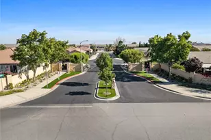15530 Montalone Pl, Bakersfield, CA 93314 - Photo 34