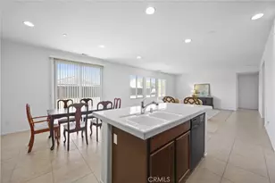 15530 Montalone Pl, Bakersfield, CA 93314 - Photo 12