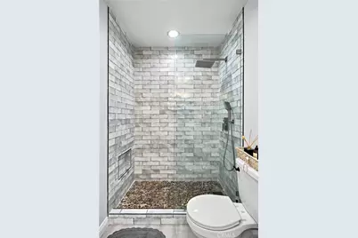 25697 Pine Creek, Wilmington, CA 90744 - Photo 18