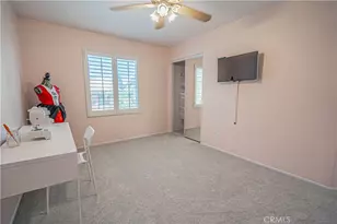 25317 Oak Ridge Dr, Saugus, CA 91350 - Photo 40