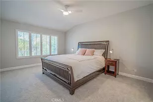 25317 Oak Ridge Dr, Saugus, CA 91350 - Photo 26