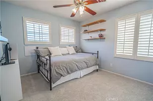 25317 Oak Ridge Dr, Saugus, CA 91350 - Photo 46