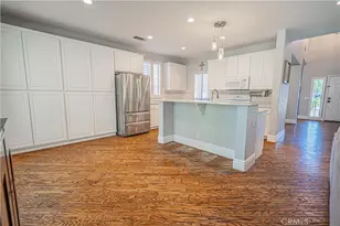 25317 Oak Ridge Dr, Saugus, CA 91350 - Photo 14