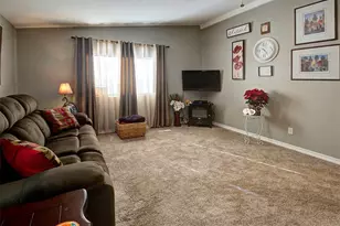5200 Entrar, Palmdale, CA 93551 - Photo 12