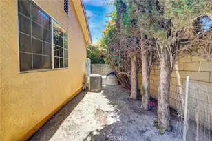 16670 Moorpark, Encino, CA 91436 - Photo 56