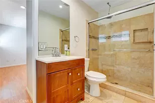 16670 Moorpark, Encino, CA 91436 - Photo 20