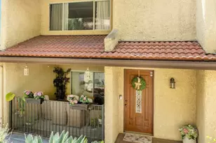 9735 Via Roma, Burbank, CA 91504 - Photo 2