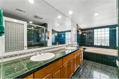 8519 Winnetka Avenue, Winnetka, CA 91306 - Photo 22