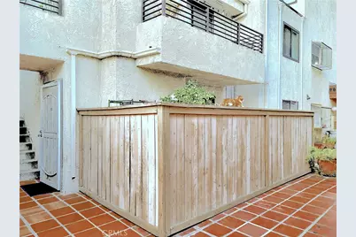 8221 Langdon Ave., #103, Van Nuys, CA 91406 - Photo 2
