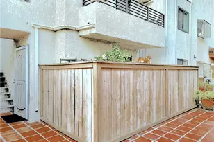 8221 Langdon Ave, Van Nuys, CA 91406 - Photo 2