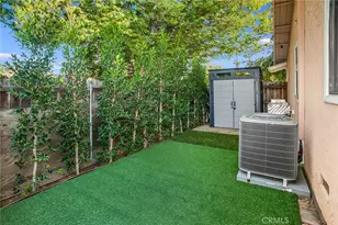 21709 Michale St, Canoga Park, CA 91304 - Photo 12