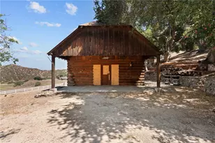 27772 Parker Rd, Castaic, CA 91384 - Photo 14