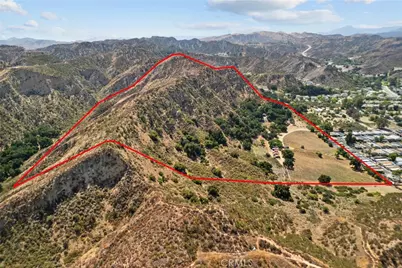 27772 Parker Rd, Castaic, CA 91384 - Photo 4