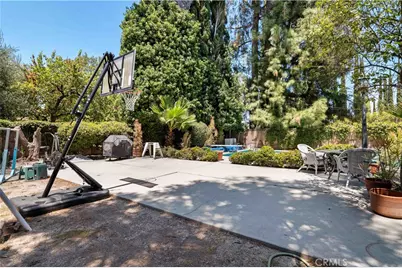 23459 Canzonet Street, Woodland Hills, CA 91367 - Photo 30