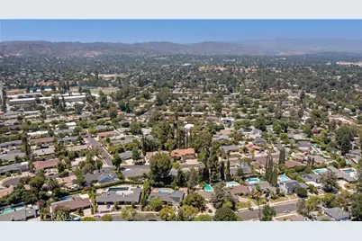 23459 Canzonet Street, Woodland Hills, CA 91367 - Photo 36