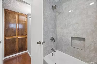704 Winchester Street, Bakersfield, CA 93309 - Photo 24