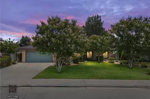 704 Winchester St, Bakersfield, CA 93309 - Photo 2